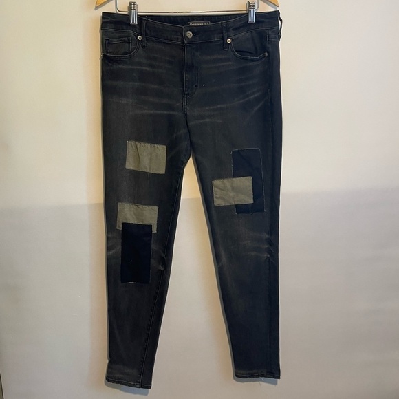 Abercrombie and Fitch Denim Jeans Super Skinny Black Patchwork Distressed 31x30 - Picture 1 of 7